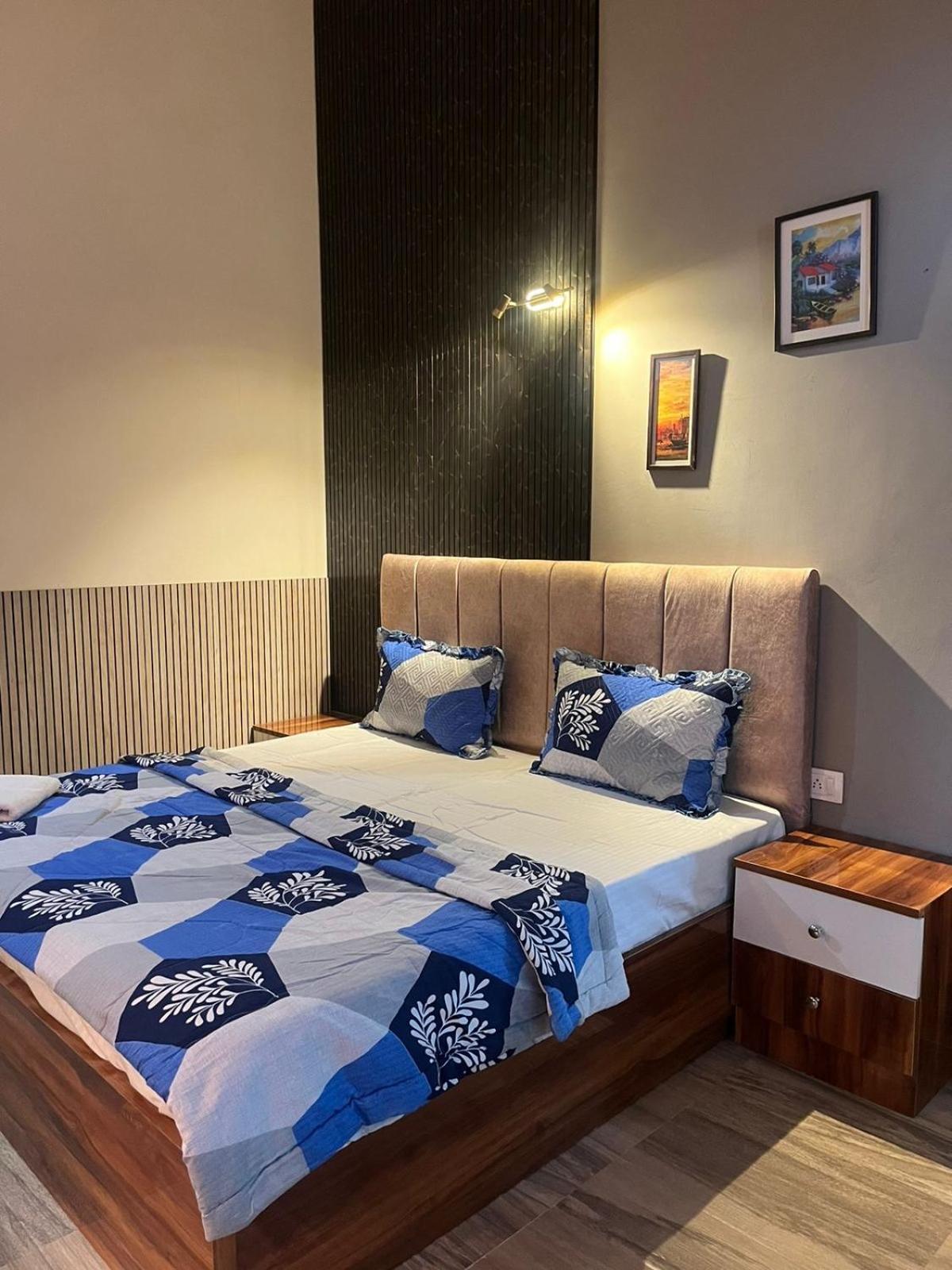 Studio Apartment In نويدا الكبرى المظهر الخارجي الصورة